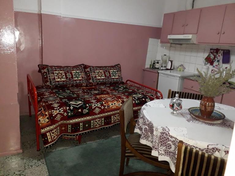 Granny'S Home Kalampáka Ngoại thất bức ảnh