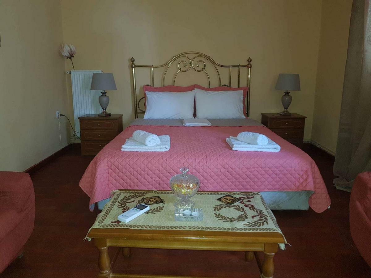 Granny'S Home Kalampáka Ngoại thất bức ảnh